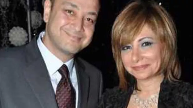 عمرو أديب يكشف تطورات حالته الصحية وزوجته لميس الحديدي بعد اصابتهم بفيروس كورونا