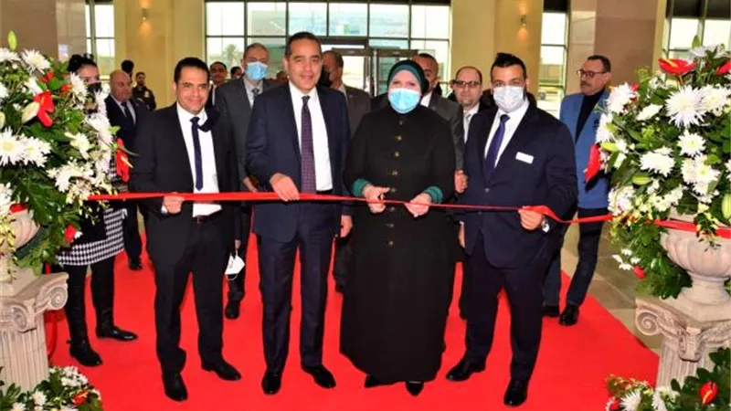 وزيرة التجارة والصناعة تفتتح فعاليات الدورة الثامنة عشر من معرض إيجى بلاست