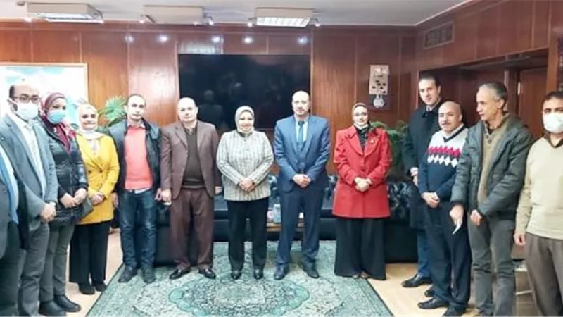 240 مليون جنيه..  «نقل الكهرباء» توقع عقدين لتأمين لتغذية كهرباء القناة والإسكندرية وغرب الدلتا