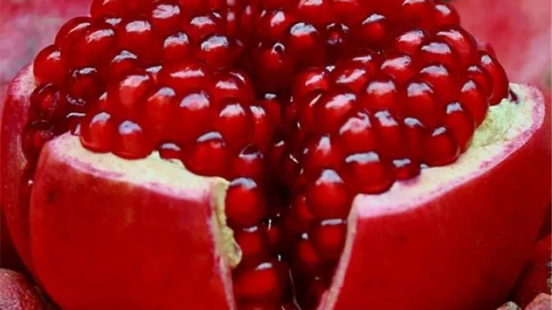 فوائد لا تتخيلها لقشر الرمان.. تعرف عليها