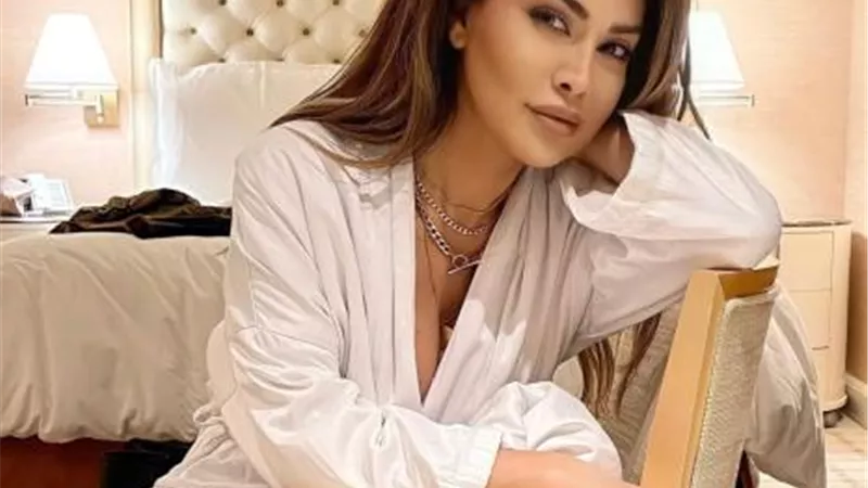 نوال الزغبي في فيديو كوميدي برفقة عمرو مصطفى