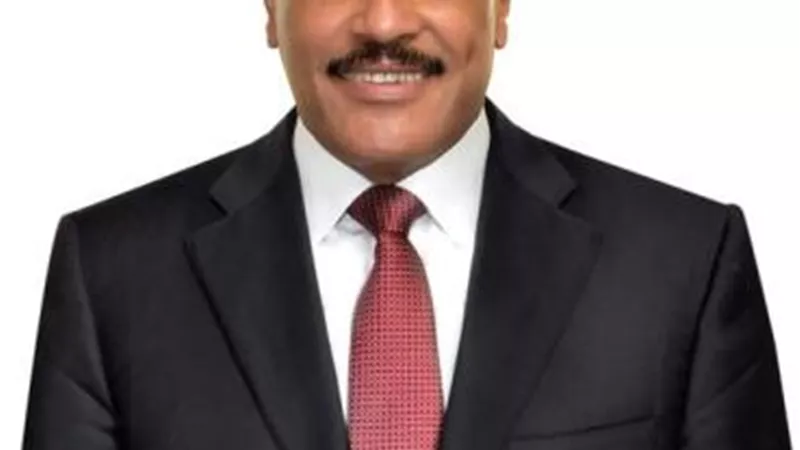 اللواء خالد شعيب : رفع درجة الاستعداد القصوى لمتابعة حالة التقلبات الجوية بمطروح