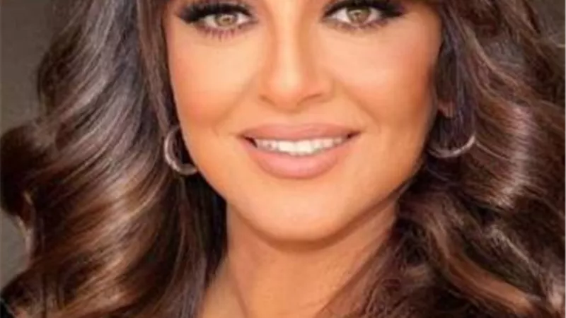 هالة صدقى: عمرو دياب جذب يسرا للرقص على المسرح وهى مجاملة بطبعها