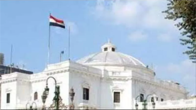بالمستندات.. أول رد فعل برلماني بشأن أزمة الأطباء دفعة 2021