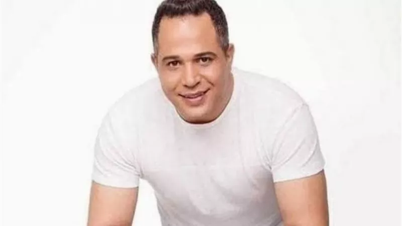 مصطفى درويش يتضامن مع شريف دسوقي ويوجه له هذه الرسالة