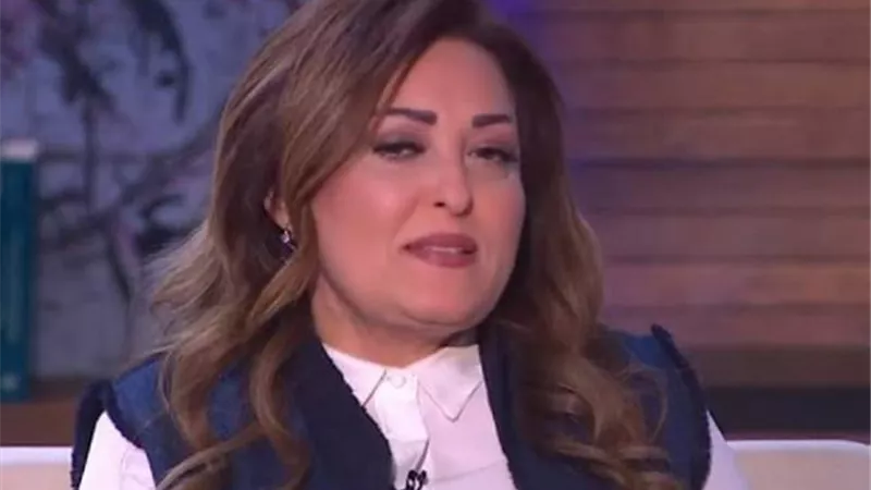 نهال عنبر تكشف تطورات الحالة الصحية لـ دلال عبد العزيز وشريف الدسوقى
