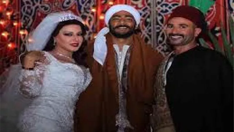 سمية الخشاب تثير الجدل بعد تصريحاتها عن أحمد سعد