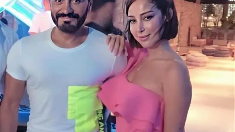 ”ربنا يخليكى ليا ولأولادنا”.. رسالة خاصة من تامر حسنى لزوجته بعد مفاجأة  عيد ميلاده