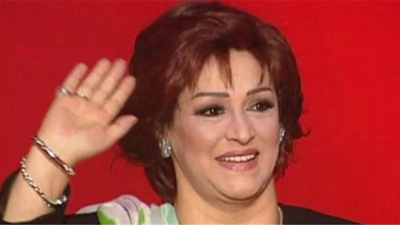 مدحت ”القذافي”  فأمر ”السادات ” بشد ودنها وتأديبها .. قصة منع ”وردة”  من الغناء وعلاقتها بمؤامرة اغتيال رئيس مصر