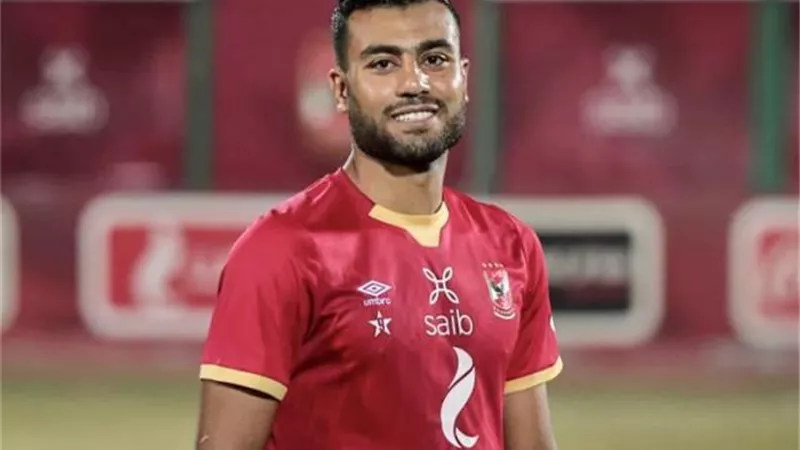 طبيب الأهلى يكشف مدة غياب حسام حسن عن تدريبات الأهلى