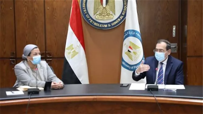 وزير البترول يلتقى وزيرة البيئة لبحث استضافة مصر القمة العالمية للمناخ Cop27