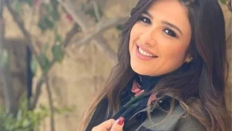 تعرض والد ياسمين عبد العزيز لوعكة صحية