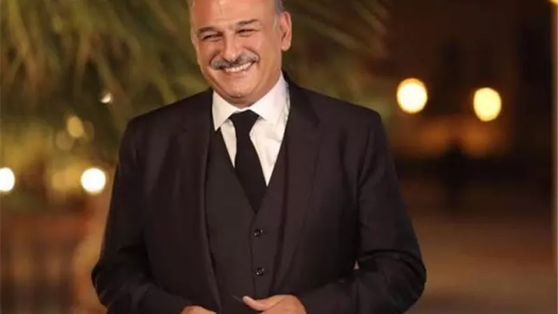 ”المخملى” يجبر جمال سليمان علي العودة لحقبة الأربعينات.. اعرف الحكاية