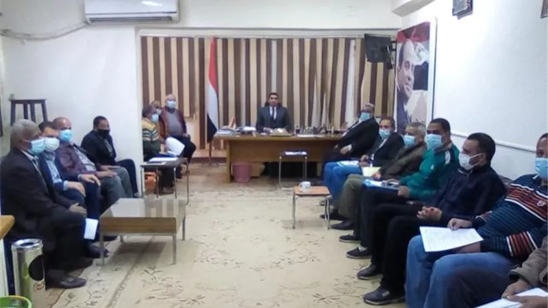 « القوى العاملة » تطالب المنشآت بسداد مستحقات صندوق الطوارئ في موعدها