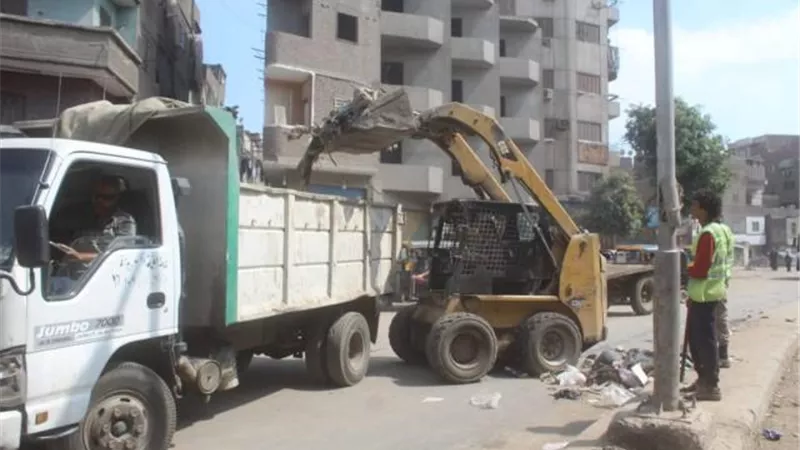 خلال 24 ساعة.. رفع 3630 طن مخلفات وتراكمات بالجيزة