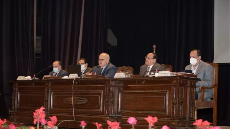 مجلس جامعة القاهرة يعلن فوز 43 عالمًا بجوائز الجامعة لعام 2021