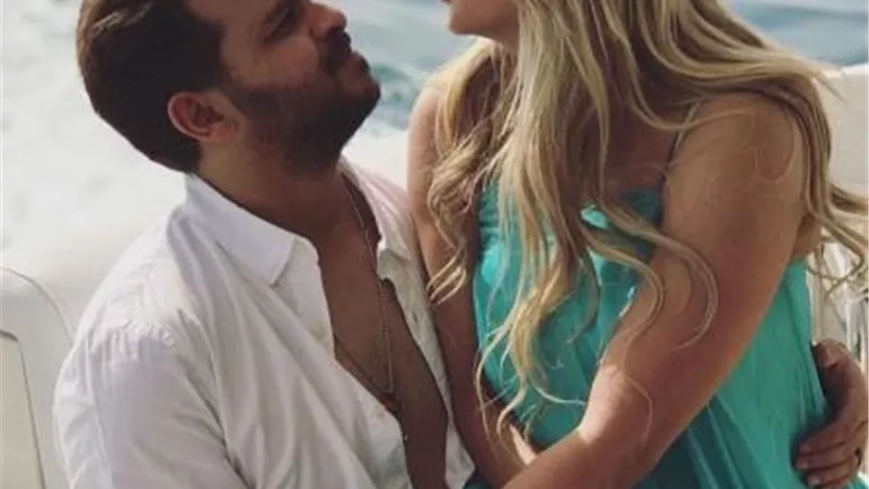 مي حلمي.. معلومات خطيرة عن المذيعة التي حولت حياة ”محمد رشاد” إلى جحيم