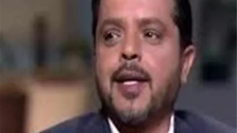 محمد هنيدي يسخر من إنذار النني: ممكن يخربش الاعيبة