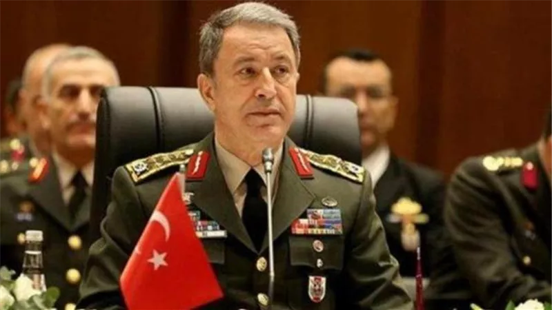 نبأ مؤسف عن وزير دفاع أردوغان