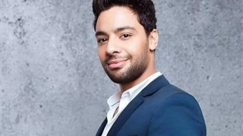 أحمد جمال يعلن عن موعد طرح أغنيته الجديدة”مين في جمالك”