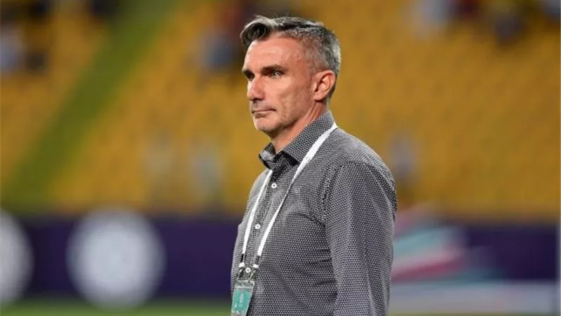إسلام جابر يحل أزمة كارتيرون في الزمالك