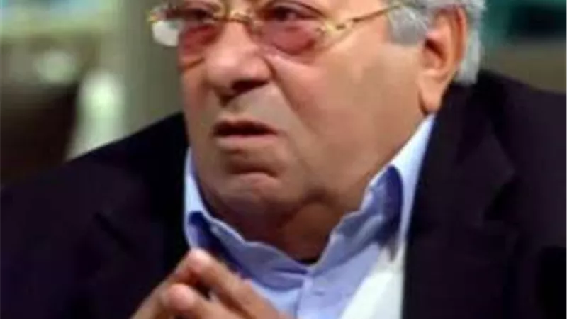 فاروق فلوكس: سعيد بما قدمته من أعمال فنية خلال 65 عام