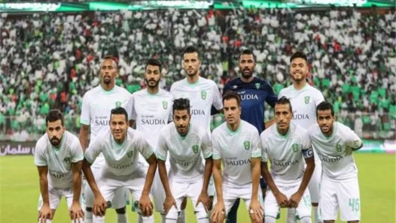 بـ10 لاعبين.. أهلي جدة يسقط أمام ضمك بالدوري السعودي