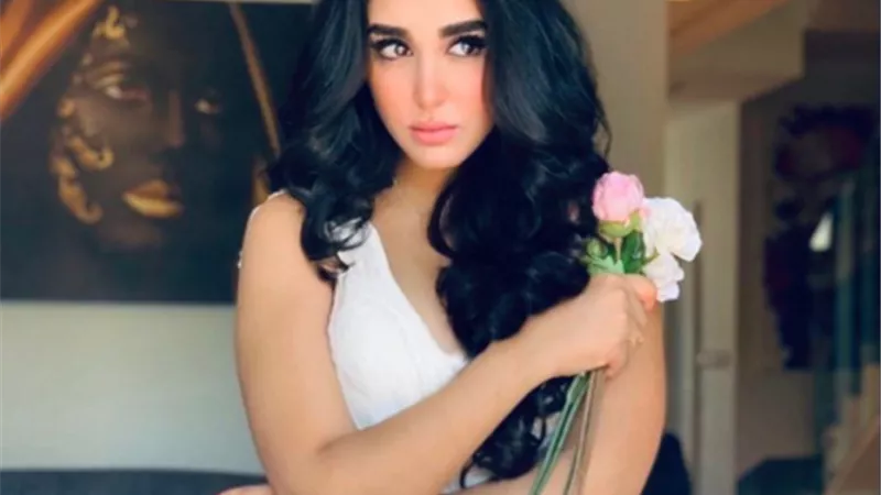 جيهان خليل بإطلالة ملائكية عبر”انستجرام”