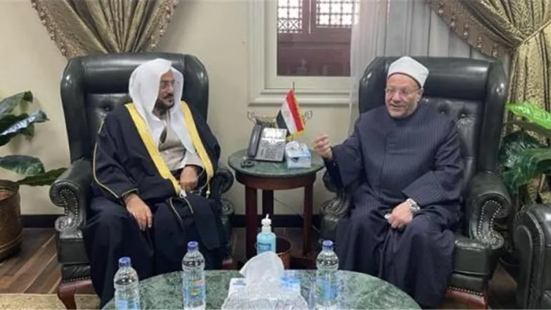 شاهد.. لقاء مفتي الجمهورية مع وزير الشئون الإسلامية السعودي