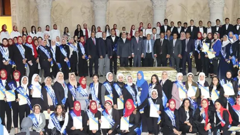 بالصور .. شاهد حفل ⁦⁩كورال مصر أمام فوج الفتاة الجامعية بمحافظة الأقصر