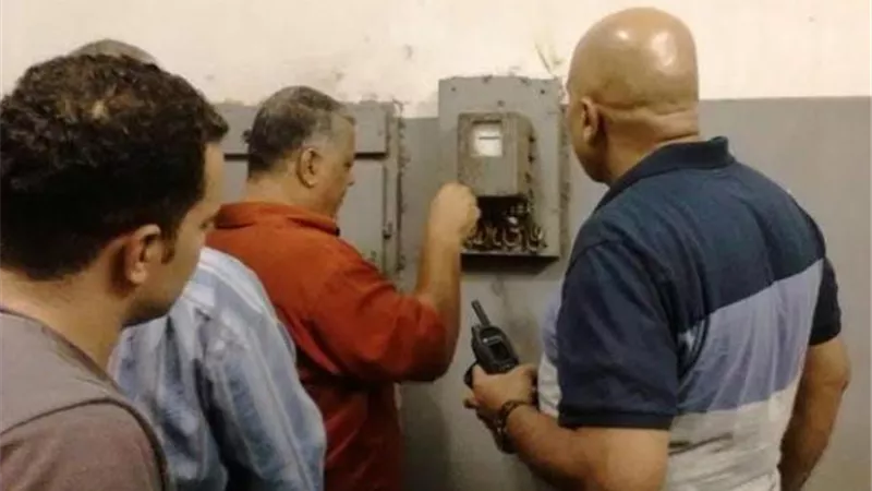 ضبط 13263 قضية سرقة تيار كهربائى ومخالفات شروط التعاقد