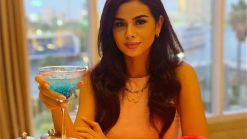 منة عرفة تحتفل بعيد الحب بعد تعافيها من كورونا