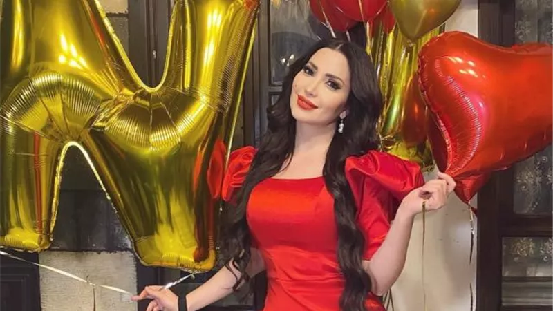 نسرين طافش تحتفل بعيد ميلادها رفقة أصدقائها