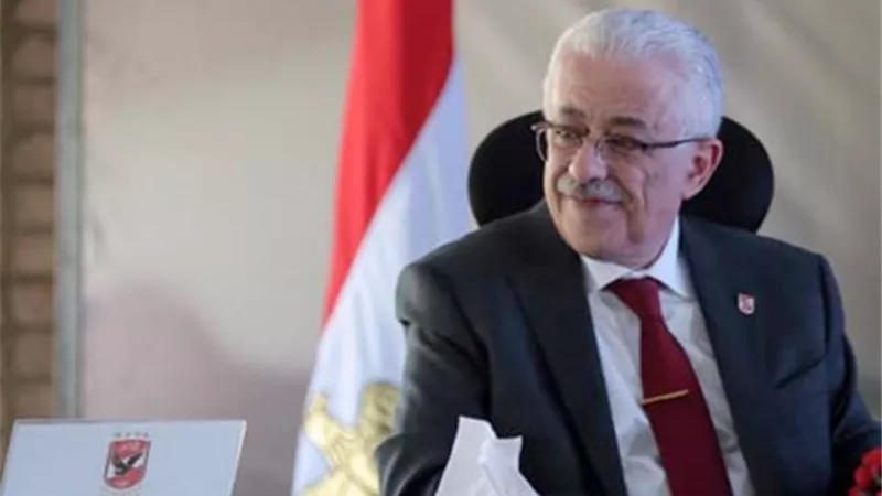 وزير التعليم يحسم الجدل بشأن إلغاء التشعيب في الثانوية العامة