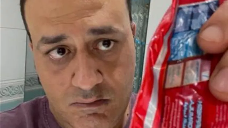 خالد سرحان يسخر من معجون أسنان محمد رمضان