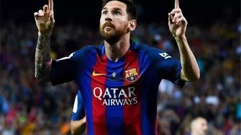 مفاجأة.. ميسي أبلغ إدارة برشلونة بالرحيل قبل ثمانية بايرن ميونخ