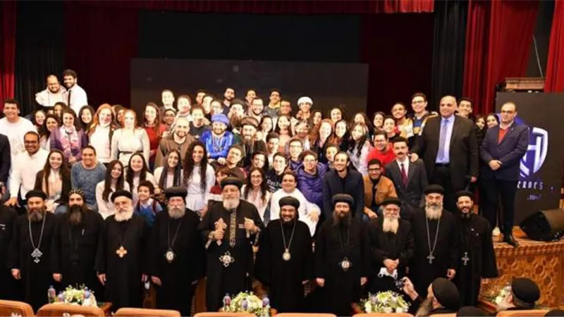 صور.. البابا يشهد عرض مسرحي احتفالاً باليوبيل الذهبي لإكليركية الإسكندرية