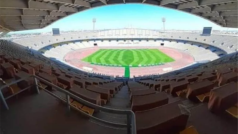 الهدوء يسود ملعب برج العرب قبل مباراة الأهلي والمصري