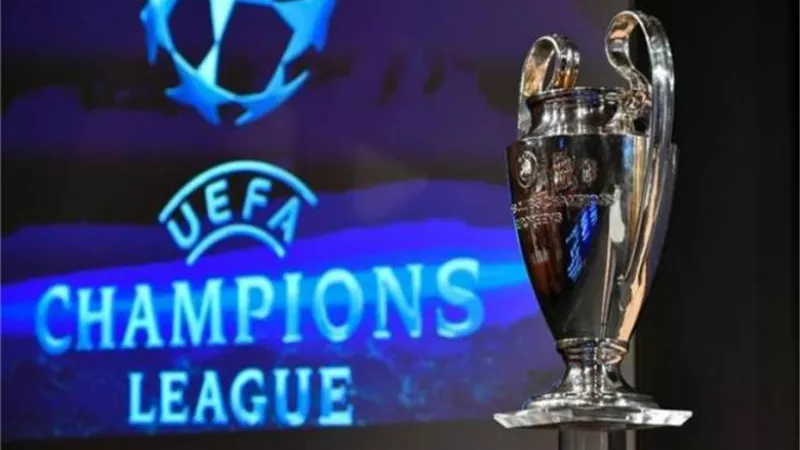 بنفيكا يواجه باوك سالونيكا في الدور الثالث من تصفيات دوري الأبطال