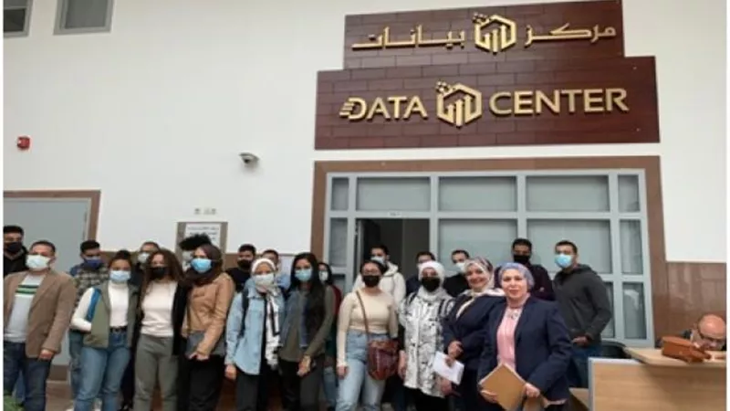 بالصور .. تنظيم زيارات لطلاب الذكاء الاصطناعى بالجامعات الحكومية للمدن الجديدة