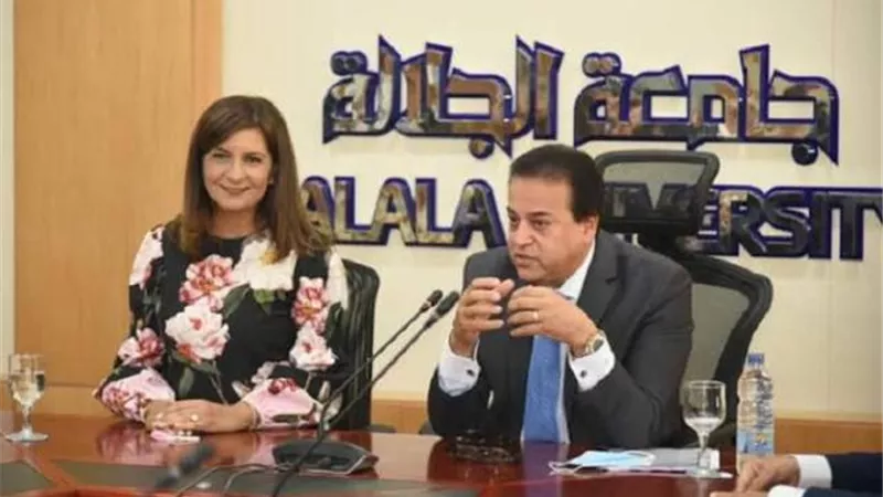 ننشر مواعيد وآلية تلقي أوراق الطلاب العائدين من أوكرانيا للدراسة بالجامعات