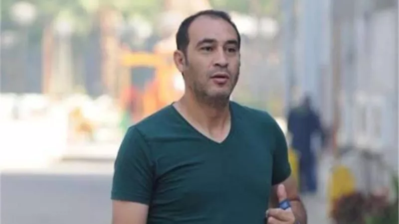 علي ماهر يصل معسكر المصري ويؤكد: لم أرفض تدريب الفريق من قبل