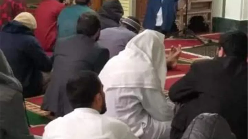 «البحوث الإسلامية» : بدء سلسلة شرح لكتب الحديث والتفسير للطلاب الوافدين