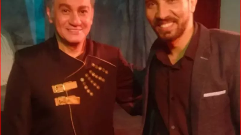 خالد محمود لـ”الموجز”:”هامليت بالمقلوب” عمل مسرحي يسرد كواليس سرية عن ما يحدث فى العالم وهذه حكايتى مع ”شاويش نص الليل”