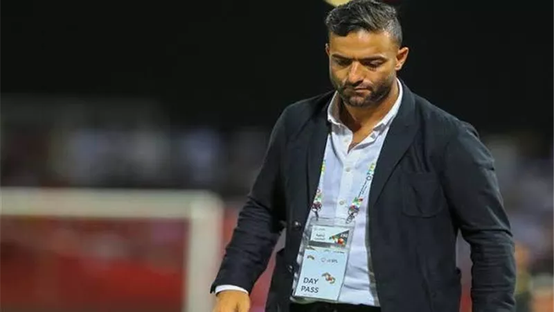 ميدو يطالب مسئولي الإسماعيلي بالرد على حسني عبد ربه.. ويؤكد: تعاملهم مع أبناء النادي غير مقبول