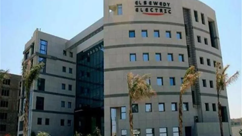 بتكلفة 355.5 مليون جنيه.. «السويدي اليكتريك» تتعاقد لإنشاء محطة محولات كهربائية بمدينة السادات