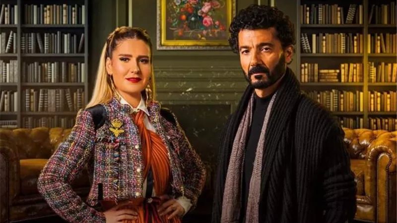 هنا شيحا تنشر صورة من كواليس مسلسل ”راجعين يا هوى”