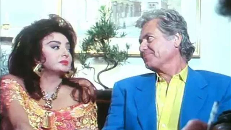 نبيلة عبيد تهنئ حسين فهمى بتولية رئاسة مهرجان القاهرة السينمائي