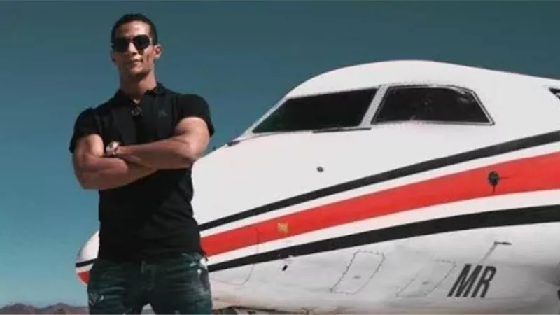 محمد رمضان ينفى امتلاكه طائرة خاصة ويكشف النادر الرياضية الذي يشجعه