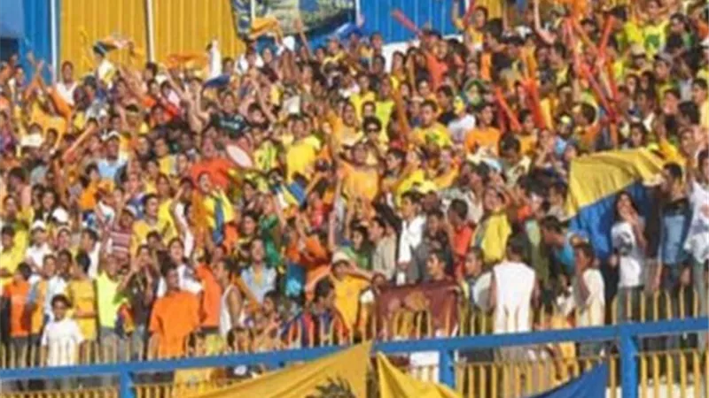 تواجد امنى مكثف حول ستاد الاسماعيليه تجنبا لمظاهرات الجماهير